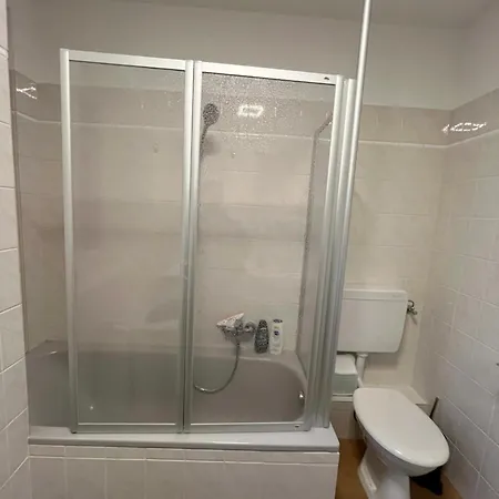 منزل للإقامة Private In With Balcony In Shared *